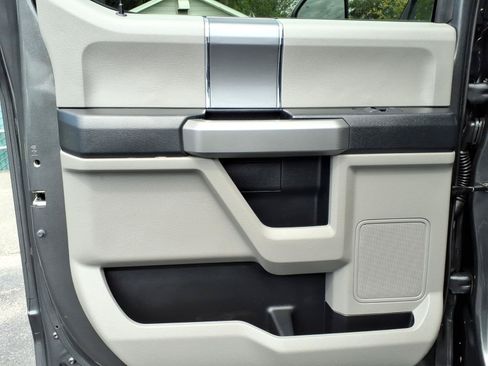 Used 2019 Ford F250 XLT w/ XLT Premium Package AWD/4WD image 19