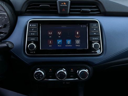 Used 2025 Nissan Versa SV image 24