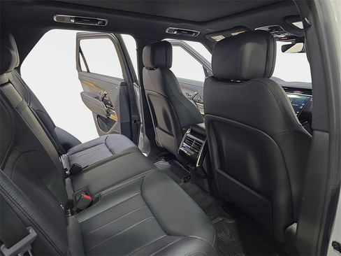 Used 2024 Land Rover Range Rover Sport Dynamic SE image 13