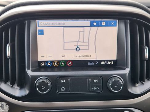 Used 2021 Chevrolet Colorado Z71 w/ Safety Package image 14