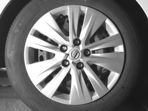 Used 2025 Nissan Sentra S FWD image 15