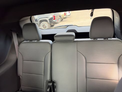 Used 2025 Buick Enclave Sport Touring image 13