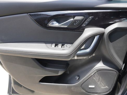 Used 2020 Chevrolet Blazer Premier w/ Driver Confidence II Package FWD image 22