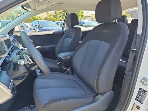 Used 2024 Hyundai Ioniq 5 SEL image 15