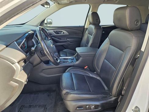 Used 2021 Chevrolet Traverse LT AWD/4WD image 22