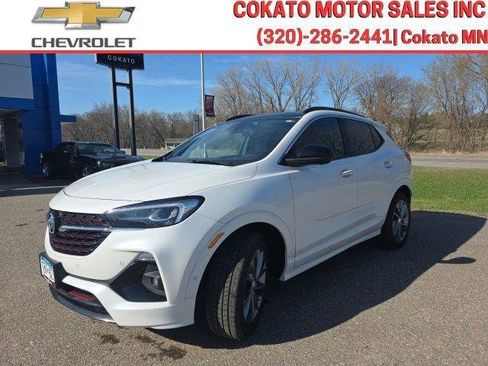Used 2020 Buick Encore GX Essence w/ Experience Buick Package AWD/4WD image 3