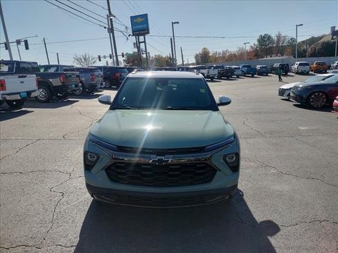 Used 2025 Chevrolet TrailBlazer ACTIV image 3