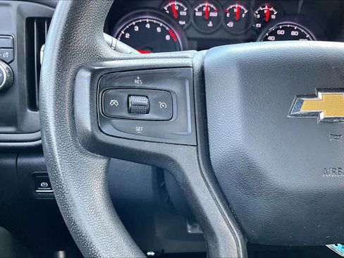Used 2021 Chevrolet Silverado 1500 Custom image 21