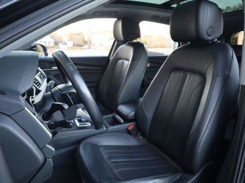 Used 2018 Audi Q5 2.0T Premium Plus w/ Premium Plus Package AWD/4WD image 19