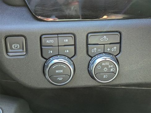 Used 2023 GMC Sierra 1500 Elevation w/ LPO, Elevation Black Package image 23