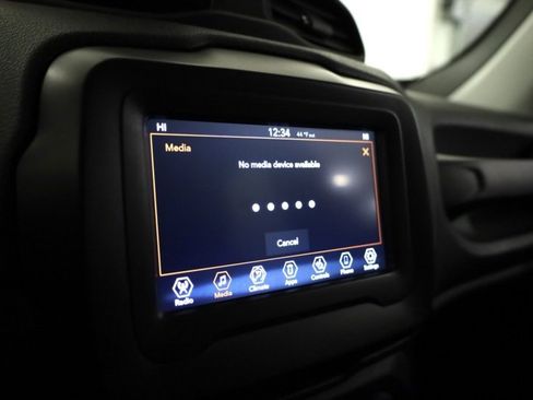 Used 2020 Jeep Renegade Limited image 17