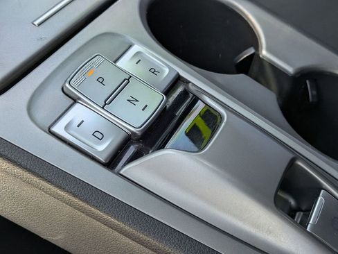 Certified 2022 Hyundai Kona Limited w/ Cargo Package image 20