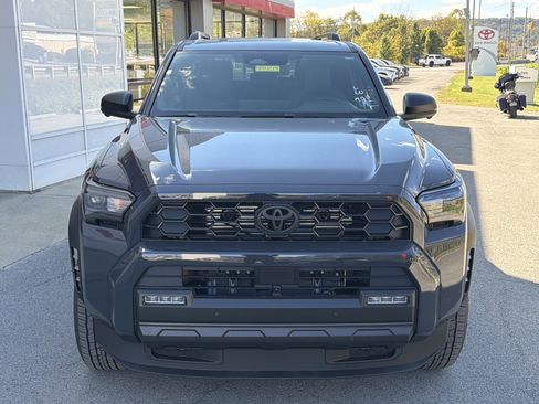 New 2025 Toyota 4Runner TRD Off-Road Premium w/ Tow Technology Package AWD/4WD image 8