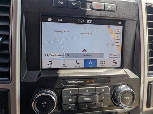 Used 2019 Ford F150 Lariat AWD/4WD image 14