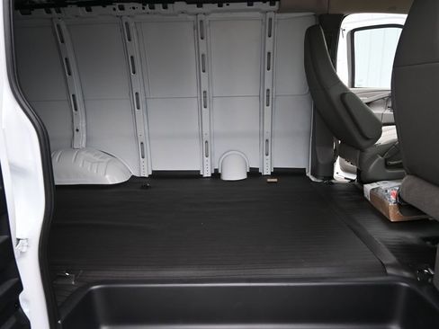 New 2026 GMC Savana 2500 w/ Driver Convenience Package image 12