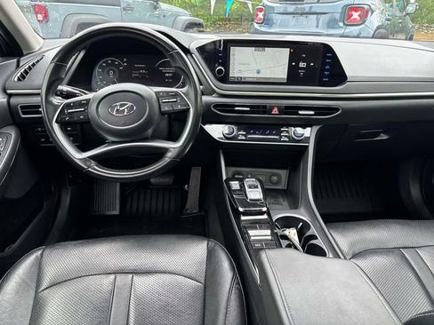 Used 2023 Hyundai Sonata SEL w/ Convenience Package FWD image 16