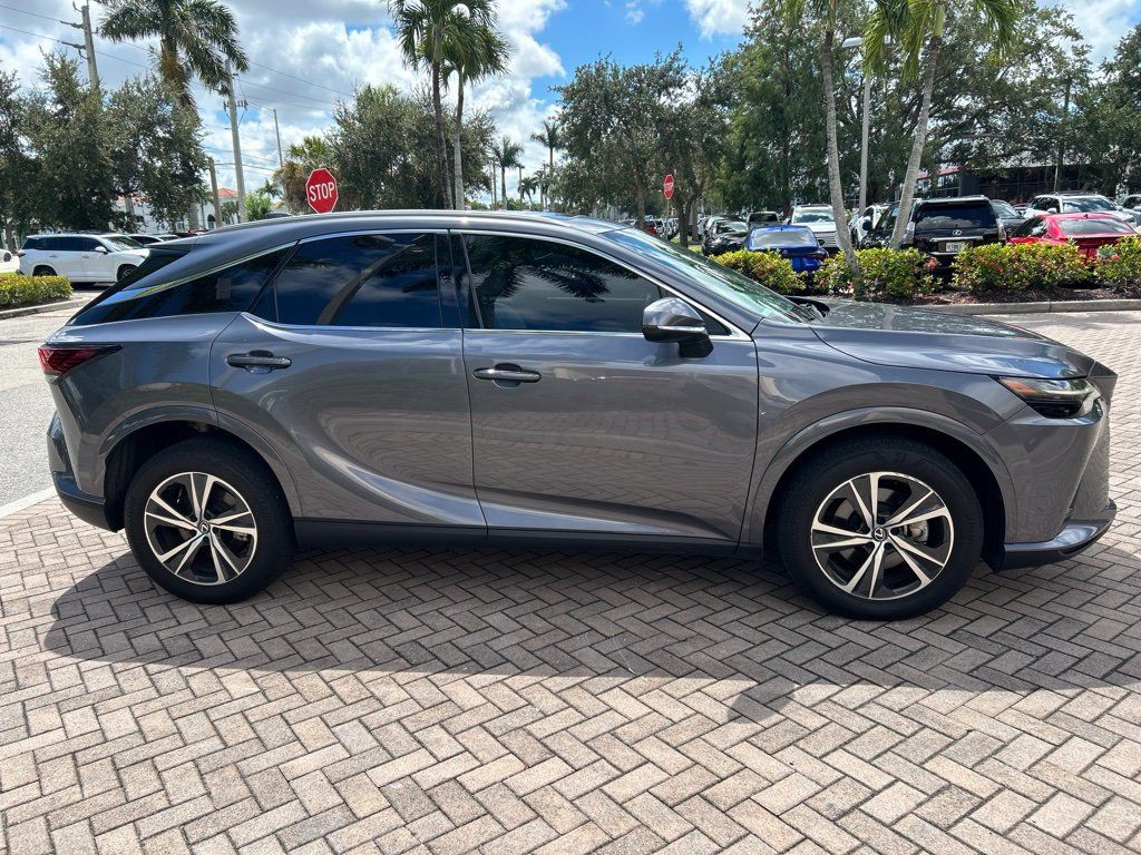 Used 2023 Lexus RX 350 Premium w/ Accessory Package FWD image 2
