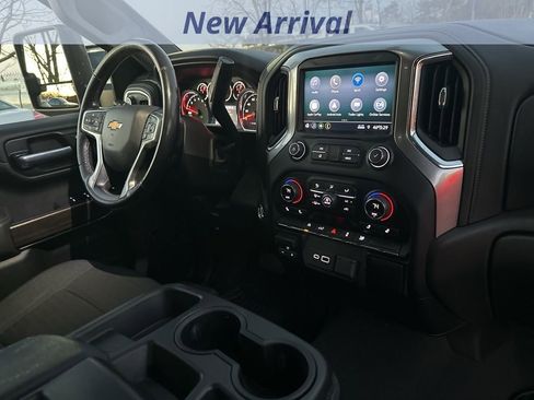 Used 2021 Chevrolet Silverado 1500 LT image 6