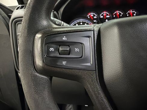 Used 2020 Chevrolet Silverado 1500 Custom w/ Custom Value Package RWD image 26