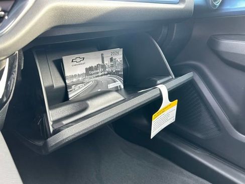 New 2026 Chevrolet Equinox EV LT image 29