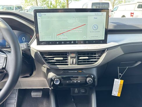 New 2025 Ford Escape SE w/ PHEV Premium Package FWD image 25