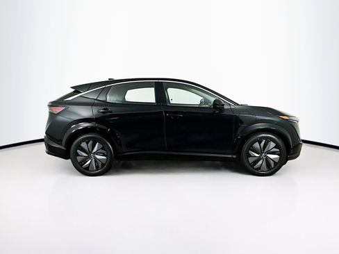 Used 2023 Nissan Ariya FWD image 10