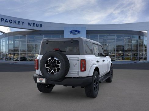 New 2026 Ford Bronco Outer Banks image 9