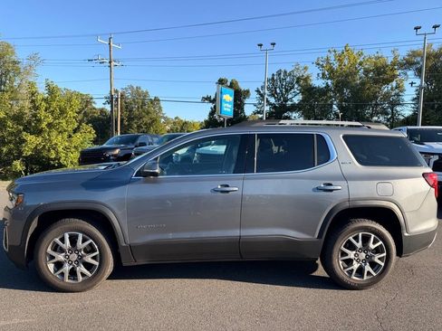 Used 2020 GMC Acadia SLT FWD image 24