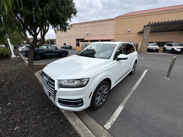 Used 2018 Audi Q7 2.0T Premium Plus w/ Premium Plus Package AWD/4WD image 16