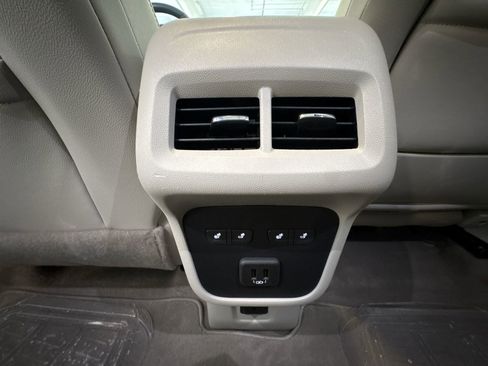 Used 2023 GMC Terrain Denali w/ Black Diamond Edition image 22