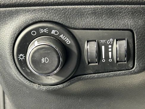 Used 2021 Jeep Compass Latitude w/ Convenience Group AWD/4WD image 26