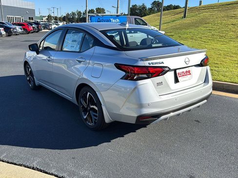 New 2025 Nissan Versa SR w/ Trunk Package image 3