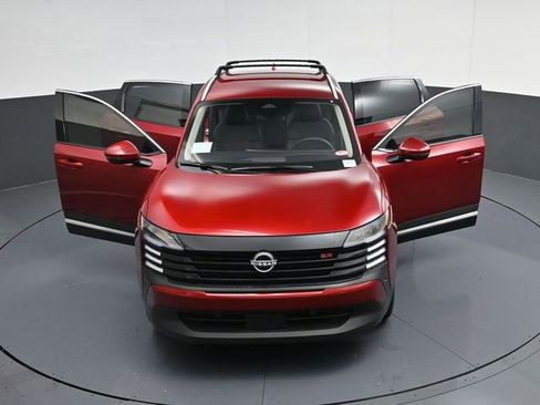 Used 2025 Nissan Kicks SR FWD image 36