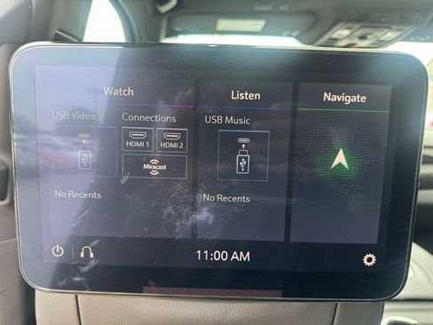 Used 2021 GMC Yukon Denali w/ Denali Premium Package AWD/4WD image 17