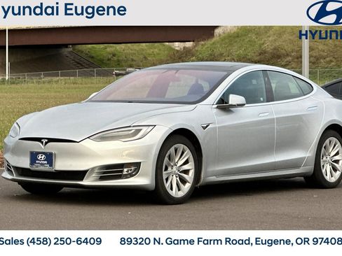 Used 2018 Tesla Model S 100D image 9