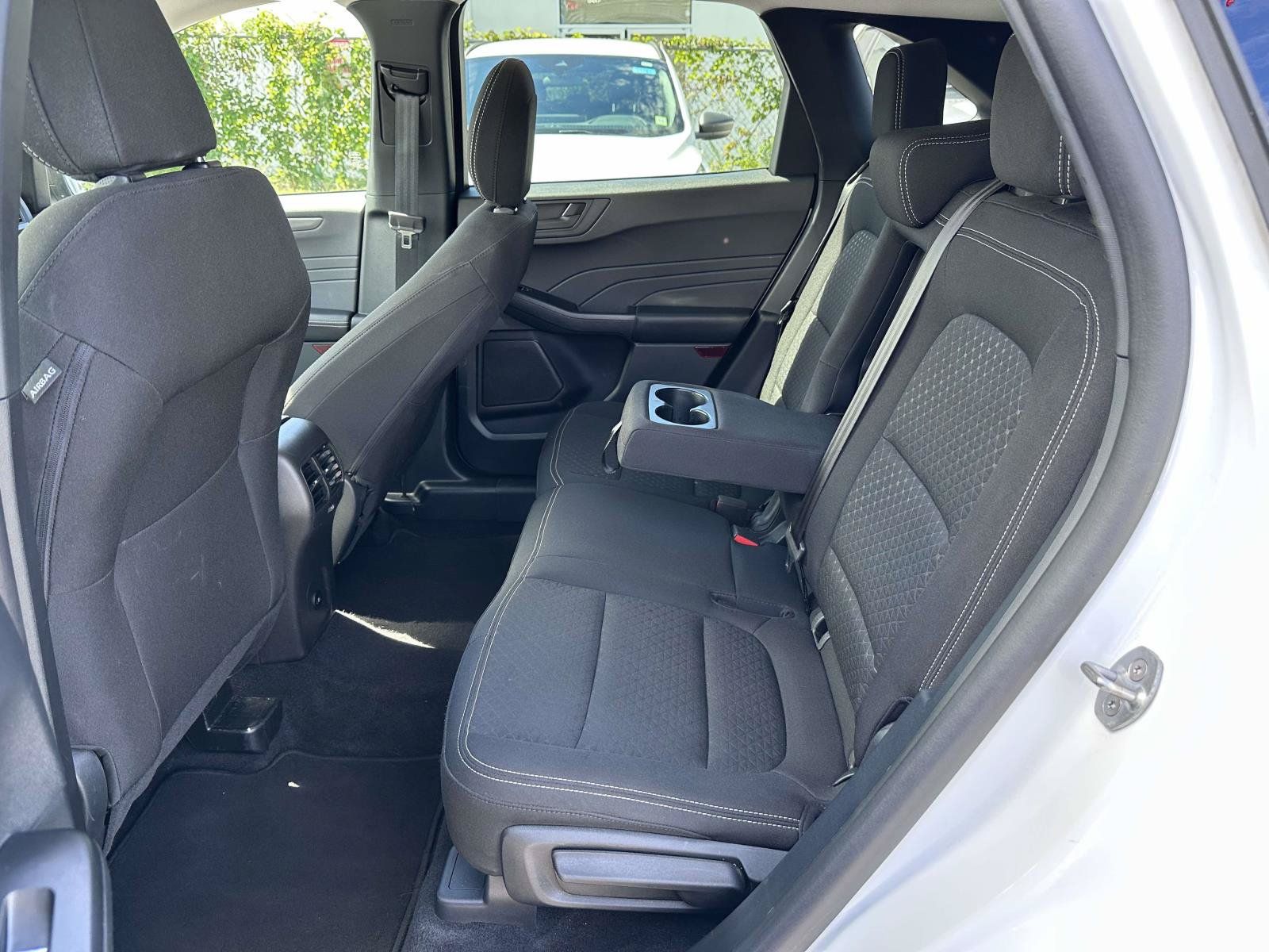 Used 2025 Ford Escape Active AWD/4WD image 13