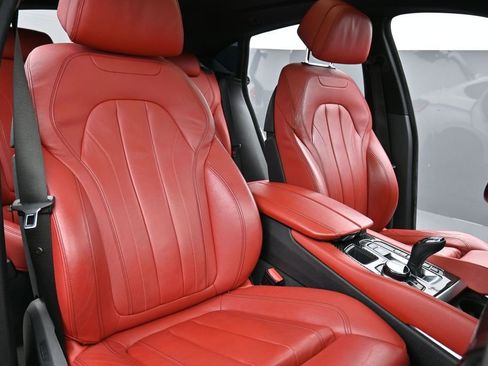 Used 2017 BMW X6 xDrive50i AWD/4WD image 21