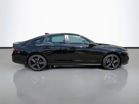 Used 2026 Honda Accord Sport image 4