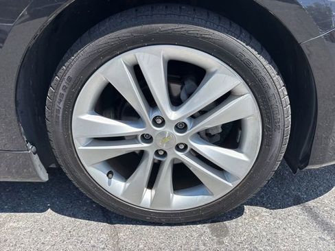 Used 2015 Chevrolet Cruze LTZ w/ Sun, Sound and Sport Package FWD image 23