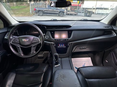 Used 2019 Cadillac XT5 Luxury image 17