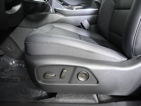 New 2026 Chevrolet Equinox LT w/ Convenience Package II image 21