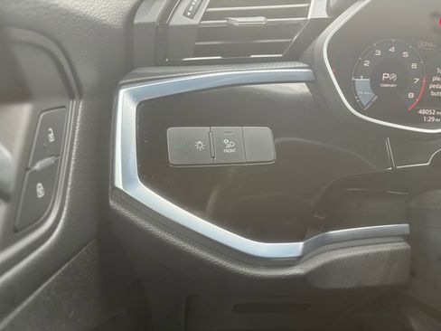 Used 2024 Audi Q3 2.0T Premium image 21