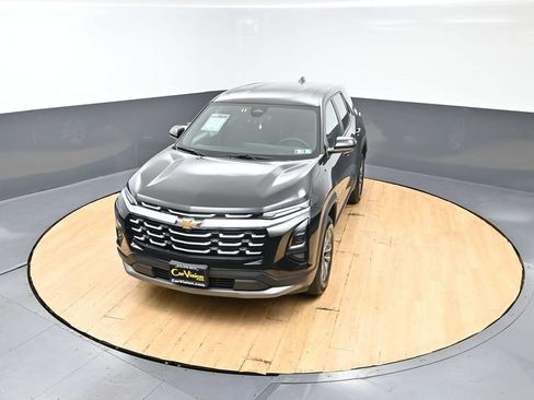 Used 2025 Chevrolet Equinox LT AWD/4WD image 6