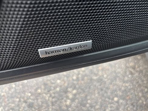 Used 2023 Subaru Outback Touring XT image 5