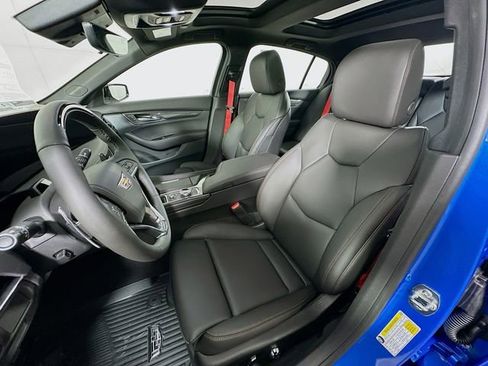 New 2026 Cadillac CT5 V image 13