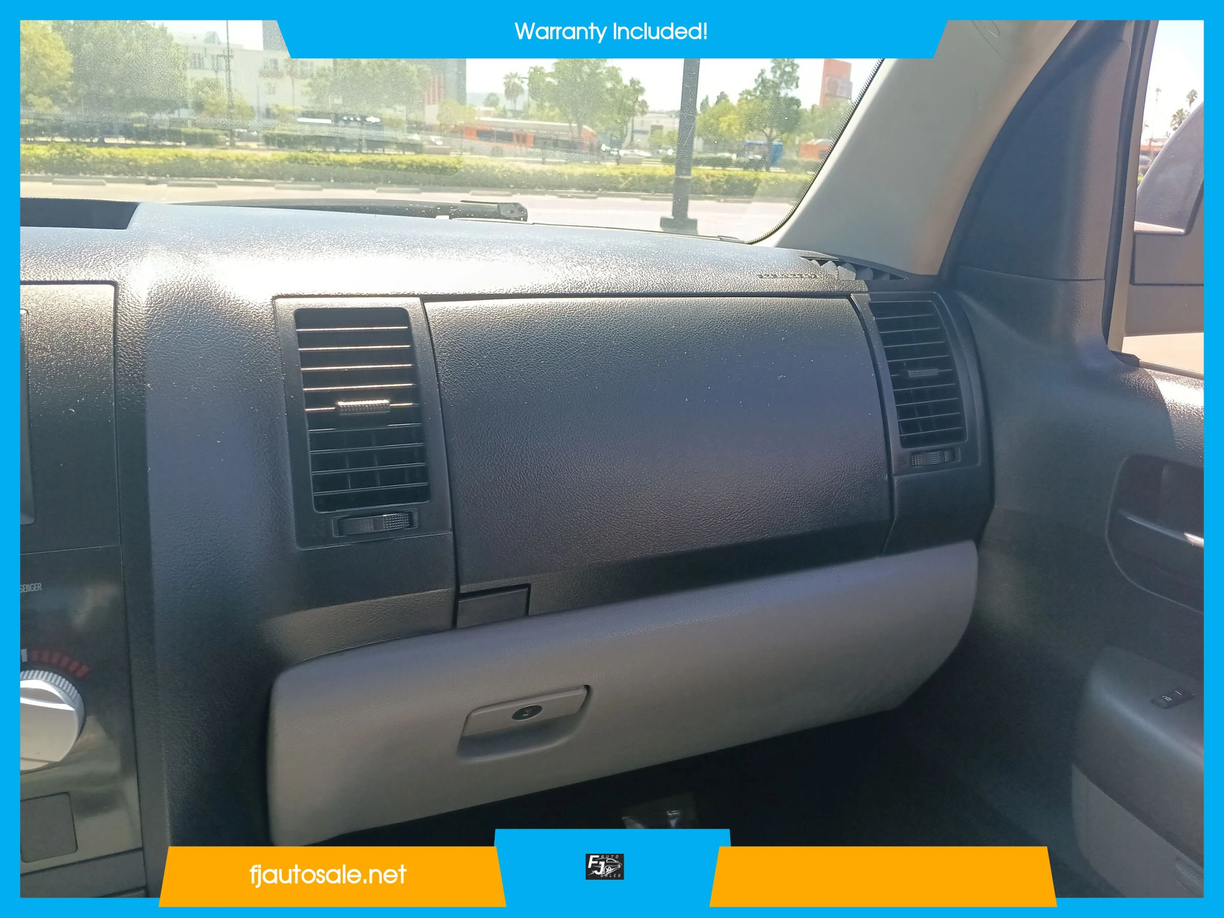 Used 2011 Toyota Tundra 2WD CrewMax w/ Tow Pkg image 17