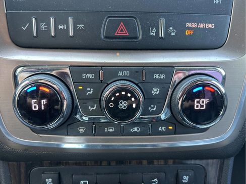 Used 2014 GMC Acadia Denali image 32