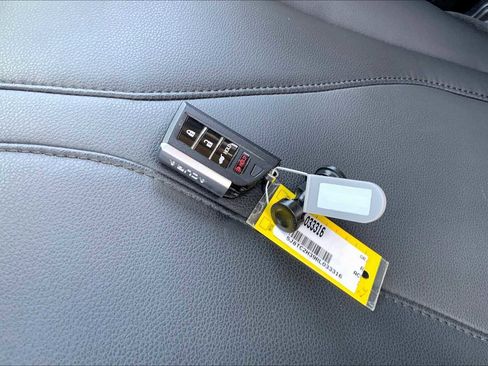 Used 2024 Acura RDX SH-AWD image 14