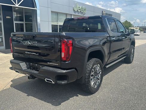 Used 2023 GMC Sierra 1500 Denali Ultimate image 12