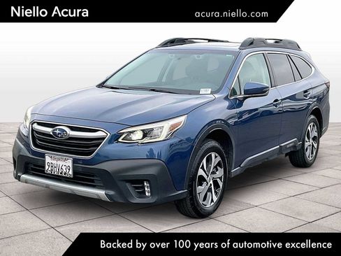 Used 2022 Subaru Outback Limited image 1